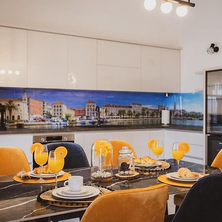 ドゥギ・ラット Luxury House Lucijaヴィラ エクステリア 写真